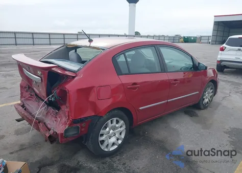 2011 Nissan Sentra 2.0S z USA, uszkodzony, nr VIN 3N1AB6AP3BL690249